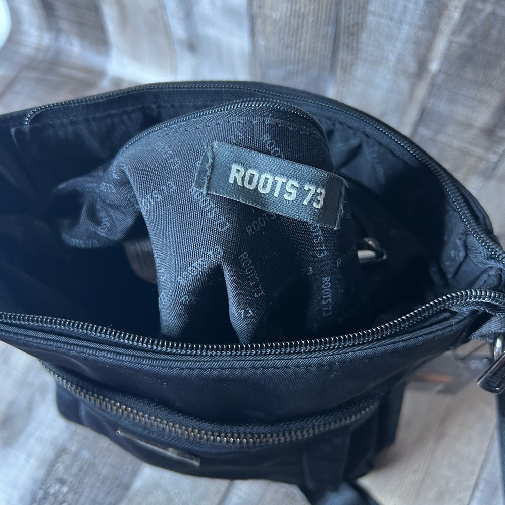 ROOTS 73 Black Adjustable Messenger Crossbody  Nylon Zip Top Pocket Shoulder Bag - Picture 12 of 12